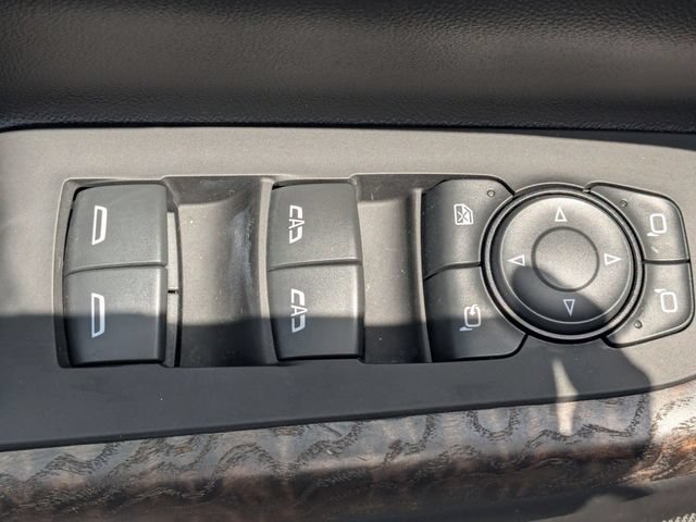 Used 2023 GMC Acadia Denali w/ Denali Technology Package FWD image 12