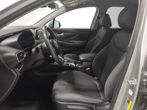 Used 2020 Hyundai Santa Fe SE image 17