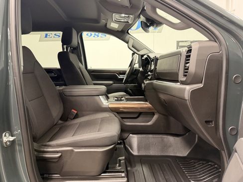 Used 2025 Chevrolet Silverado 2500 LT image 18