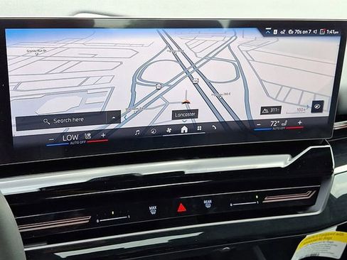 Used 2026 BMW 530i xDrive image 12