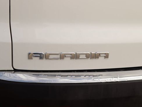 Used 2012 GMC Acadia SL w/ Preferred Package FWD image 29