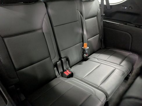 Used 2022 GMC Yukon XL Denali image 26