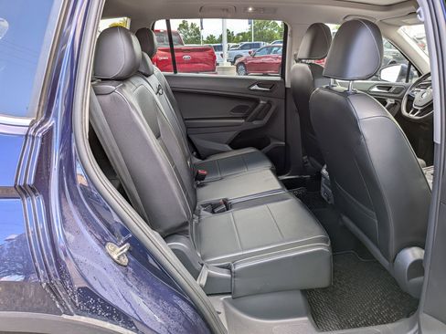 Used 2021 Volkswagen Tiguan SE w/ Panoramic Sunroof Package AWD/4WD image 33