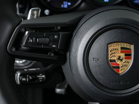 New 2026 Porsche Macan image 10