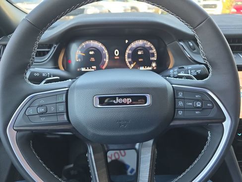 New 2026 Jeep Grand Cherokee 4WD image 15
