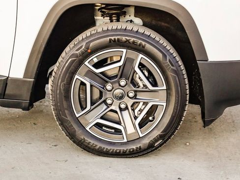 New 2026 Jeep Cherokee Limited image 10