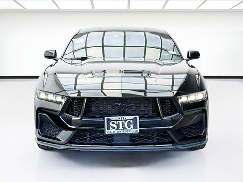 Used 2024 Ford Mustang GT Premium w/ GT Performance Package RWD image 2