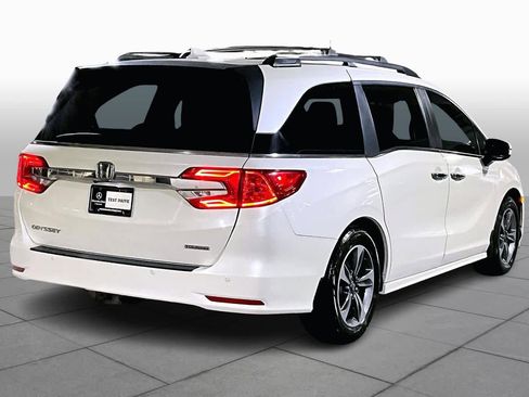 Used 2018 Honda Odyssey Touring image 13