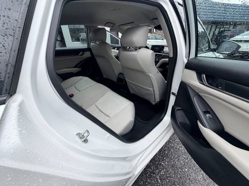 Used 2018 Honda Accord LX image 42