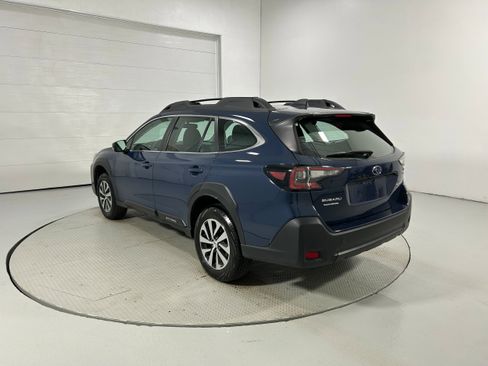 Used 2023 Subaru Outback AWD/4WD image 21