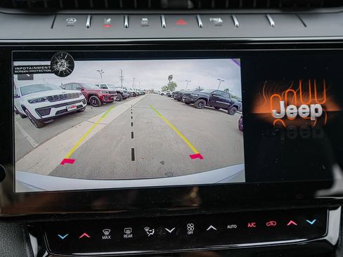 New 2026 Jeep Grand Cherokee L 4WD image 24