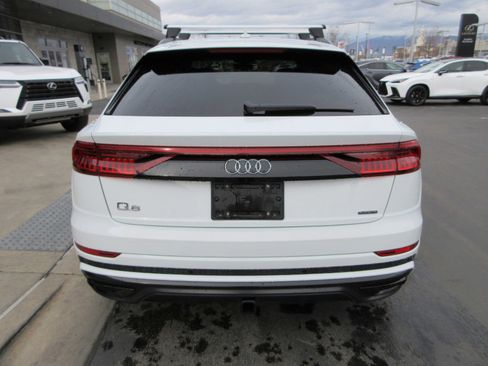Used 2020 Audi Q8 Prestige w/ Prestige Package image 8