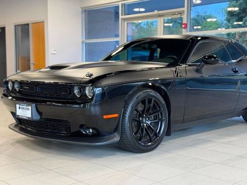 Used 2022 Dodge Challenger R/T w/ T/A Package RWD image 3