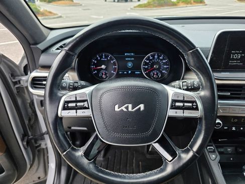 Used 2022 Kia Telluride SX w/ SX Prestige Package image 24