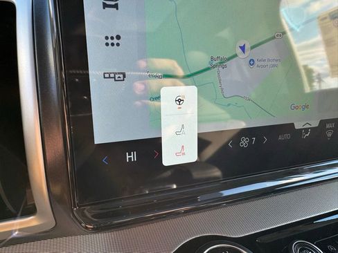 New 2025 Ford Expedition Active image 21