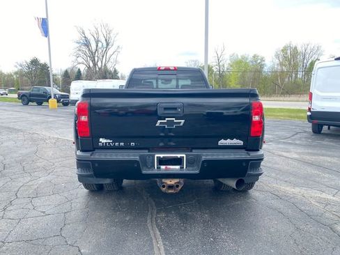 Used 2016 Chevrolet Silverado 3500 High Country w/ High Country Premium Package AWD/4WD image 5