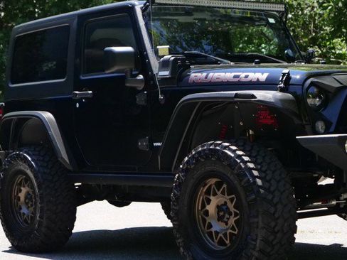 Used 2014 Jeep Wrangler Rubicon w/ Power Convenience Group AWD/4WD image 46