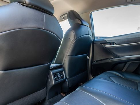 Used 2020 Toyota Camry XSE FWD image 29