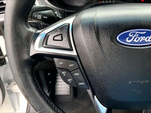 Certified 2022 Ford Edge SEL AWD/4WD image 20