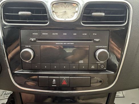 Used 2013 Chrysler 200 LX FWD image 22