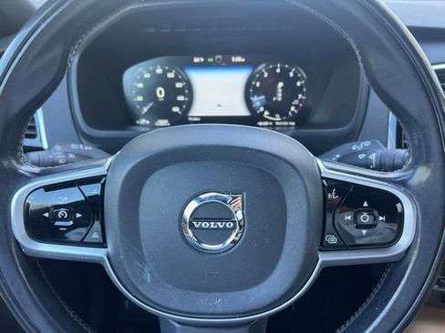 Used 2018 Volvo XC90 T6 Momentum w/ Convenience Package AWD/4WD image 9