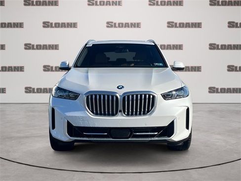 New 2026 BMW X5 xDrive50e image 8