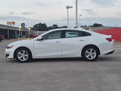Used 2023 Chevrolet Malibu LT w/ Driver Confidence Package
