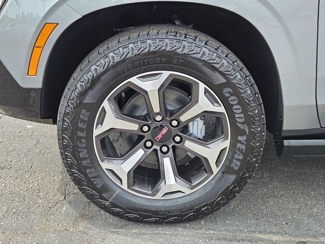 New 2026 GMC Yukon AT4 Ultimate AWD/4WD image 10