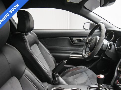 Used 2020 Ford Mustang Shelby GT350 w/ Technology Package image 48