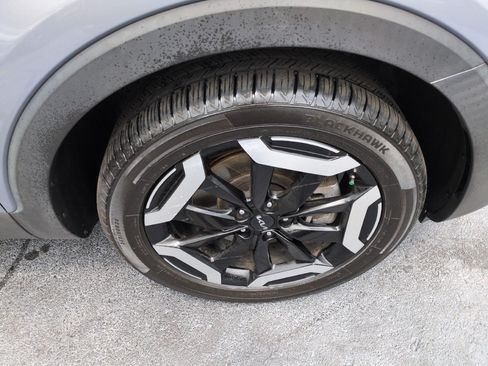 Used 2023 Kia Telluride S w/ S Sunroof Package AWD/4WD image 9