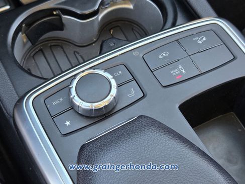 Used 2016 Mercedes-Benz GL 550 4MATIC image 26