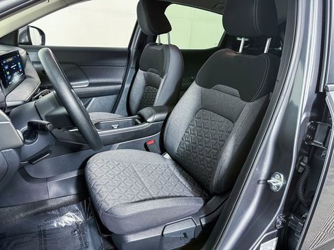 Certified 2025 Nissan Kicks SV image 14