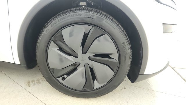 Used 2026 Tesla Model Y AWD image 72