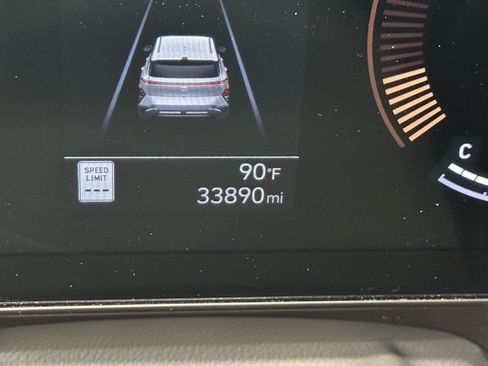 Certified 2024 Hyundai Kona SEL AWD/4WD image 18