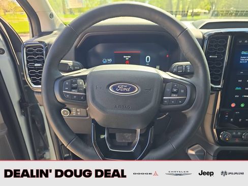 Used 2024 Ford Ranger Lariat w/ FX4 Off-Road Package AWD/4WD image 15