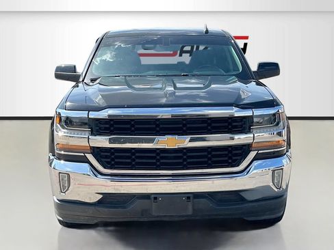 Used 2017 Chevrolet Silverado 1500 LT w/ High Desert Package RWD image 2