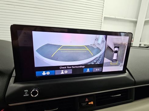 New 2026 Honda Pilot Touring image 19