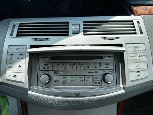 Used 2006 Toyota Avalon XLS FWD image 17