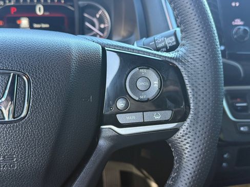 Used 2023 Honda Passport Elite image 14