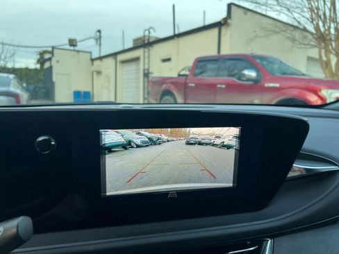 Used 2025 Buick Envista Preferred image 21