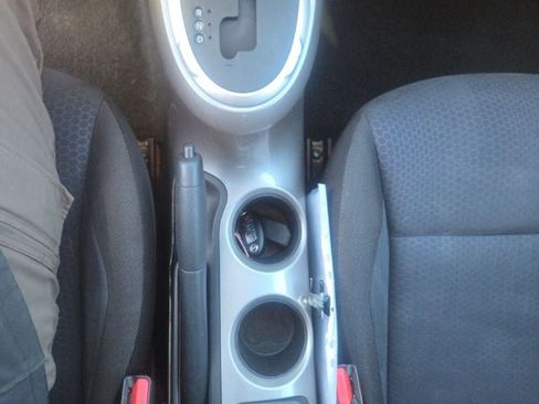 Used 2011 Nissan Juke SV image 20