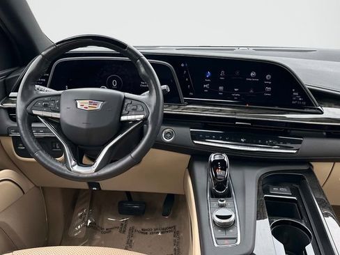 Certified 2024 Cadillac Escalade Premium Luxury image 2