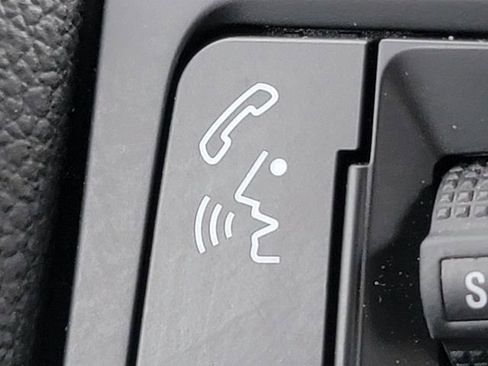 Used 2019 Chevrolet Trax LT image 7