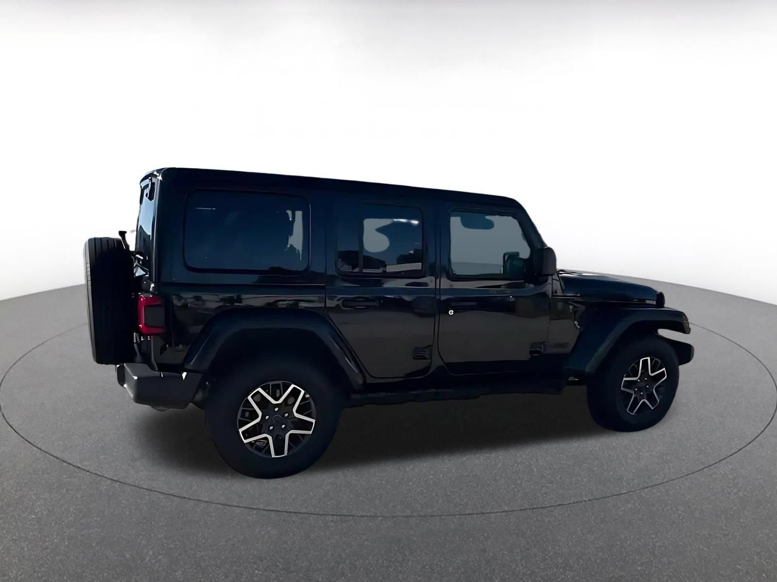 Used 2025 Jeep Wrangler Unlimited Sahara AWD/4WD image 10