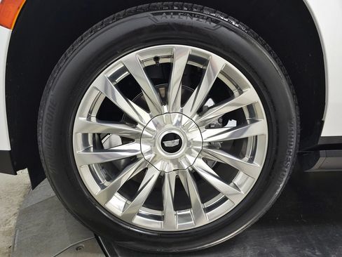 Used 2021 Cadillac Escalade Premium Luxury w/ Driver Assist Tech Package AWD/4WD image 14