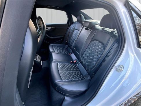 Used 2022 Audi S4 Premium Plus w/ Premium Plus Package image 22
