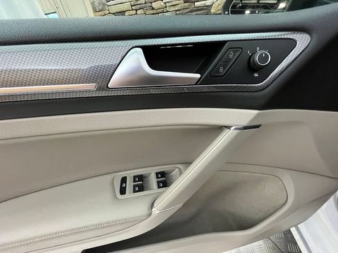 Used 2019 Volkswagen Golf Alltrack SE AWD/4WD image 55