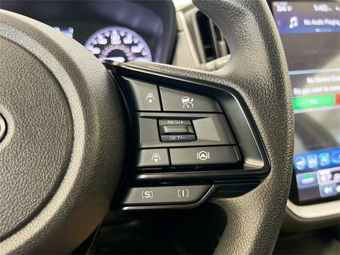 Certified 2025 Subaru Crosstrek 2.0i Premium image 33