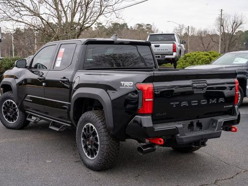 New 2026 Toyota Tacoma TRD Off-Road image 3