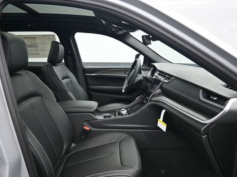 New 2024 Jeep Grand Cherokee Limited 4xe AWD/4WD image 21